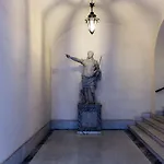 Hotel Venustas