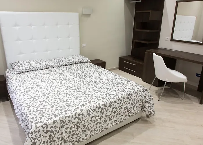 Venustas Hotel 3*