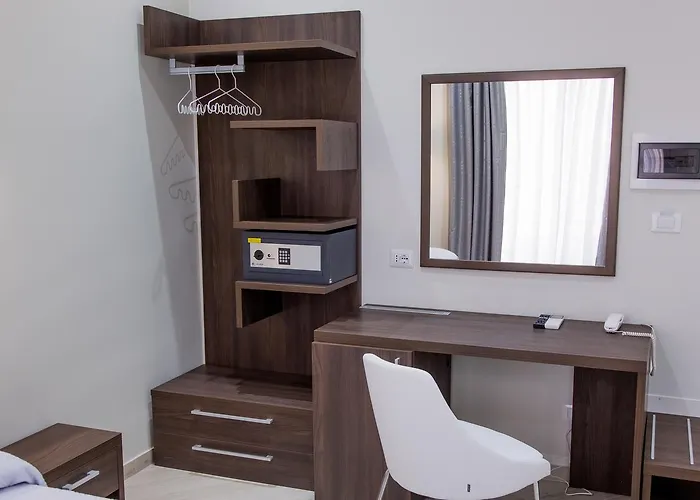 Hotel Venustas 3*